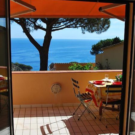Grotta Azzurra Apartment - Cavoli - Terrazza Vista Mare, Clima E Parcheggio San Piero in Campo  Exterior foto